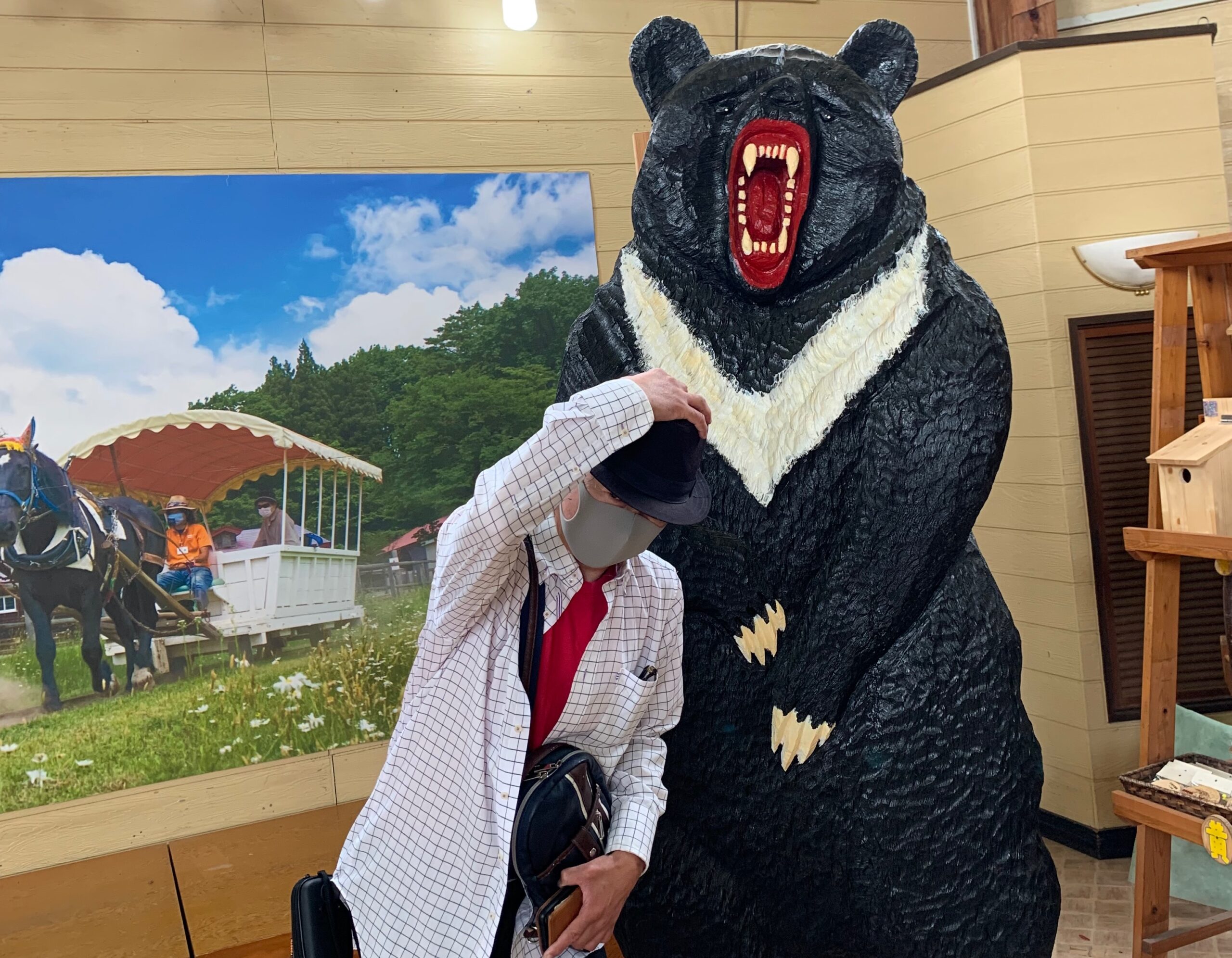 クマと遭遇！？｜東北旅行はクマ鈴が必要！！知っておきたいクマ対策も｜新料理物語 6627